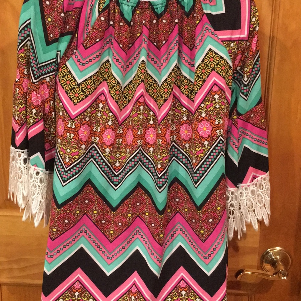 Beautiful long Tunic - Picture 4 of 6